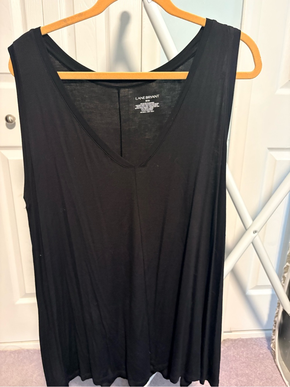 Lane Bryant Black V-Neck Tank Top Size 18/20